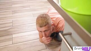 Kendra Heart's Stepson Cleaning Adventure Takes an Unexpected Turn - S9:E5