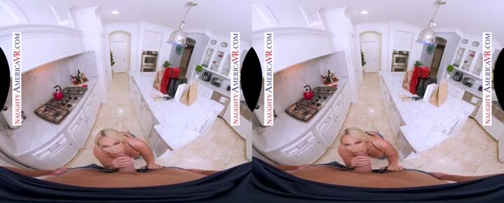 Curious Neighbor Caught in a Steamy Encounter with Mellanie Monroe!