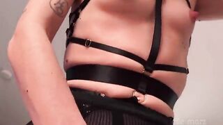 Your Ex-Girlfriend Wants You Back: A Virtual POV Experience with Elle Marz