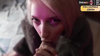 I Encountered a Street Performer in a Fur Coat and Had an Unforgettable Experience!