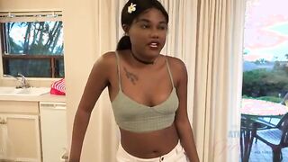 An Intimate Evening with Yara Skye: Flirting, Fun, and Sensual Moments Await!