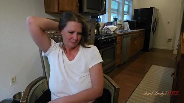 Aunt Judy's Adventure - Busty Mature Autumn Has Fun with the Delivery Guy