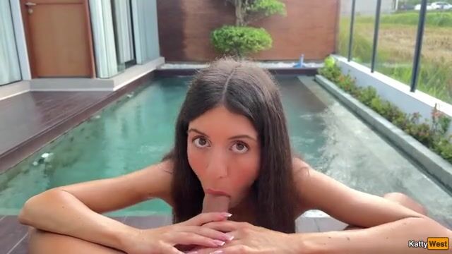 Katty West's Yoga Challenge: Can She Handle the Stretch?