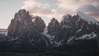 VLOG 17: Stunning Views and Surprising Moments in the Dolomites!