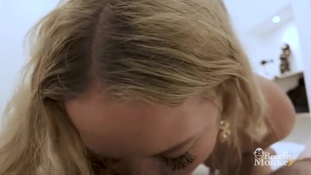 Maya Rose's Tempting Request: An Unforgettable Encounter with a Stunning Blonde