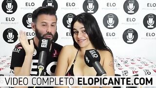 ELO PODCAST: A Playful Encounter with Pequeñas - Sensual Moments Unveiled!