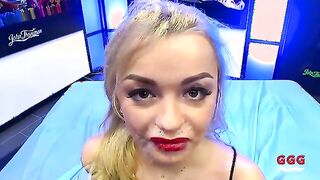 Blonde Beauty John Thompson Delivers Unforgettable Pleasure in Epic Group Encounter!