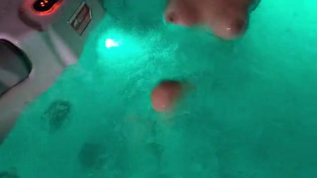 Steamy Jacuzzi Moments: An Amateur Couple's Wild Party Adventure with Miele Blanco!