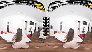 Steamy VR Encounter: Josie Tucker's Playful Water Mishap Will Leave You Wanting More!