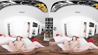 Steamy VR Encounter: Josie Tucker's Playful Water Mishap Will Leave You Wanting More!
