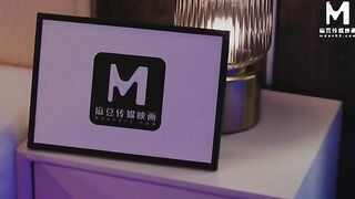 JD's Delivery CEO: The Empowering President Delivers Pleasure with Ai Xi