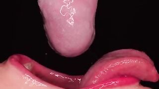 Intimate Close-Up: Experience the Ultimate Sensual Tease with a Mind-Blowing ASMR Blowjob! Tags: SweetheartKiss.