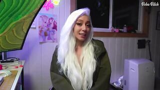 Curious Public Exhibitionist Tries Hentai Flashing Game: Meet Sereka-san!