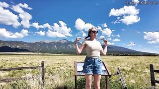 Exploring the Desert: A Bold Travel Vlog with CosmicKitti!