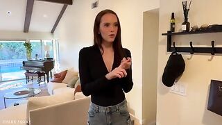 Experience the Ultimate Relaxation: My First Happy Ending with an Oiled Masseuse - Featuring Chloe Foxxe