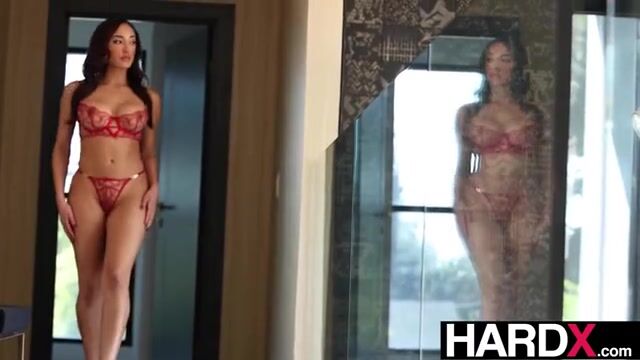 Chloe Amour Seduces Big Cocked BF with Big Tits & Sensual Games - Chloe Amour - HardX