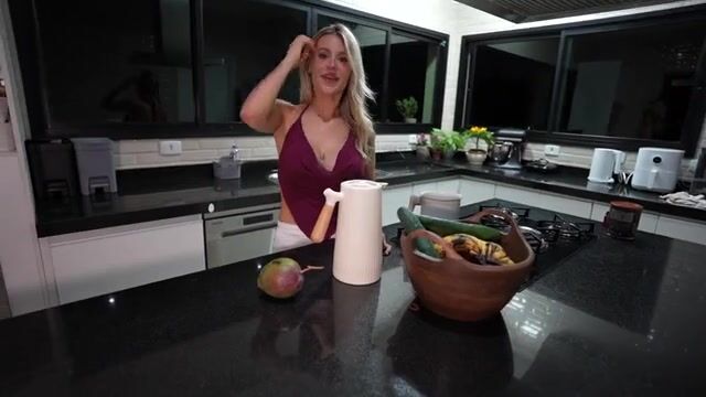 Struggling to Make Rent: A Tempting Offer from Jasmine Summer