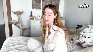 Caught in the Act: My Sister's Best Friend and a Secret Affair with Rosie Rider - Alex Majors