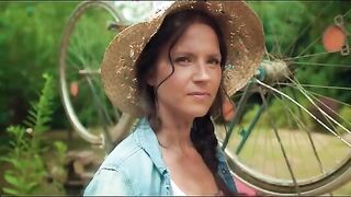 Steamy Outdoor Encounter in a Quaint European Village - Mature Beauty in Action!