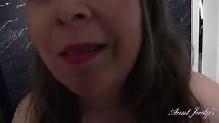 Intimate Moments with Your Mature Step-Aunt Grace in the Bathtub (POV Experience)