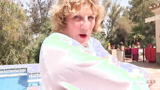 Poolside Pleasure: Mrs. Molly's Tempting Encounter with a Mature Beauty (POV)
