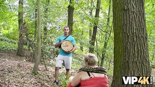 Unexpected Twists in a 4K Adventure: Exploring Kinky Outdoor Encounters with Neeo