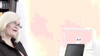 Lacey Starr and Curvy MILF Enjoy a Sensual Massage Together