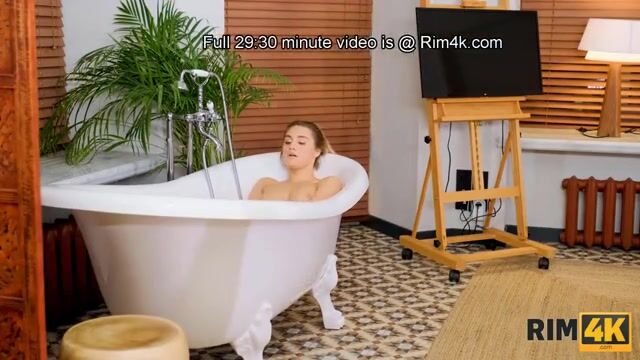 Stunning Beauty Delivers an Unforgettable Experience to the Leaseholder - Watch Now!