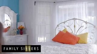 Step-Sibling Secrets: Blondes Unleash Their Desires in a Steamy Encounter with Michael Vegas and Khloe Kapri