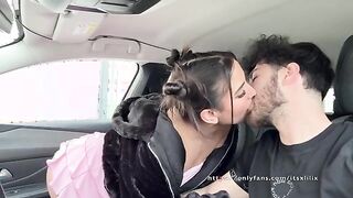 Unexpected Valentine's Day Adventure: A Public Encounter with Itsxlilix