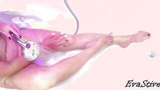 Russian MILF's Sensual Shower Routine: A Steamy Solo Experience
