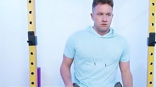 Payton Preslee Catches Van Wylde Staring During Her Workout and Makes a Bold Move!