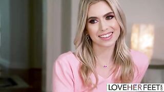 Charming Blondie Jill Kassidy Takes Control in an Intimate Encounter