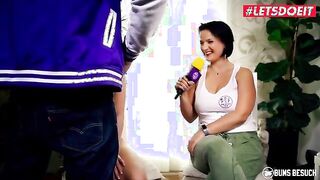 Intense Encounter: Lia Louise's Passionate Session with a Top Star - Unforgettable Moments!