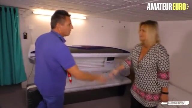 German Mature Woman Seduces Horny Repairman - Big Tits & Amateurs Unite!