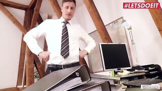 Office Temptation: Lena Nitro's Irresistible Desire for Passionate Encounters - LETSDOEIT