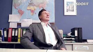 Luisa's Unforgettable Encounter with Her Tempting Boss - LETSDOEIT