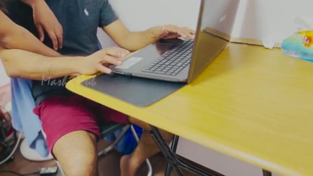 Fixing a Laptop at a Friend's Place: A Campus Adventure!