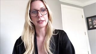 Mom's Secrets: A Lesson in Passion with Alex Adams and Sydney Paige