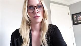 Mom's Secrets: A Lesson in Passion with Alex Adams and Sydney Paige