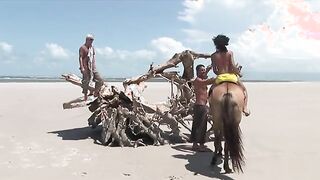 Druuna Diva Enjoys a Beach Adventure in the Sun