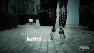 Halloween Adventure: MILF's Wild Night in Amsterdam with Surprising Encounters - Featuring Ashley Cumstar!