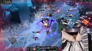Join Gamer Girl Luna for an Intimate League of Legends Session in Bed! #20