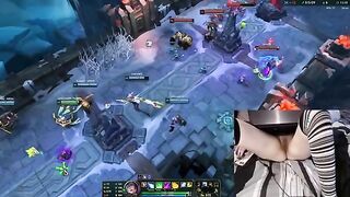 Join Gamer Girl Luna for an Intimate League of Legends Session in Bed! #20