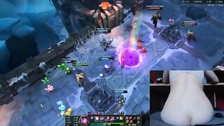 Unexpected Gaming Moments: Inflatable Plug Surprise with NerdyLuna98 in League of Legends #7!