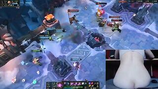 Unexpected Gaming Moments: Inflatable Plug Surprise with NerdyLuna98 in League of Legends #7!