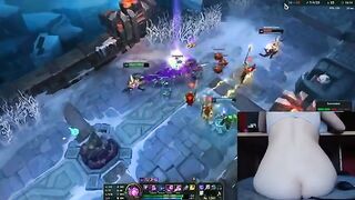 Unexpected Gaming Moments: Inflatable Plug Surprise with NerdyLuna98 in League of Legends #7!