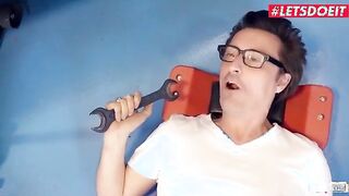 Curvy Secretary Wild Vicky Gets Wild in a Public Garage - Must See!