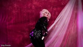 Indulge in a 4K Latex Fantasy: Food Fetish and Tempting Dirty Talk with a Captivating Mistress