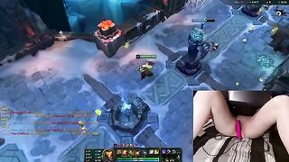 Gamer Girl Gets Creative While Playing LoL – A Fun Twist with Adult Toys!